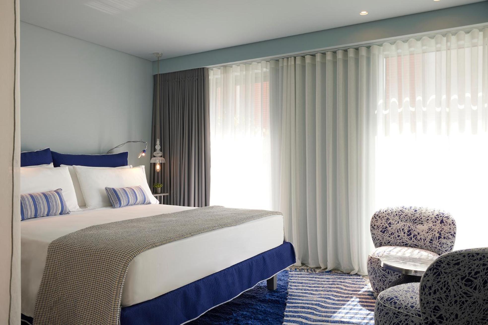 Fresh Hotel 4*