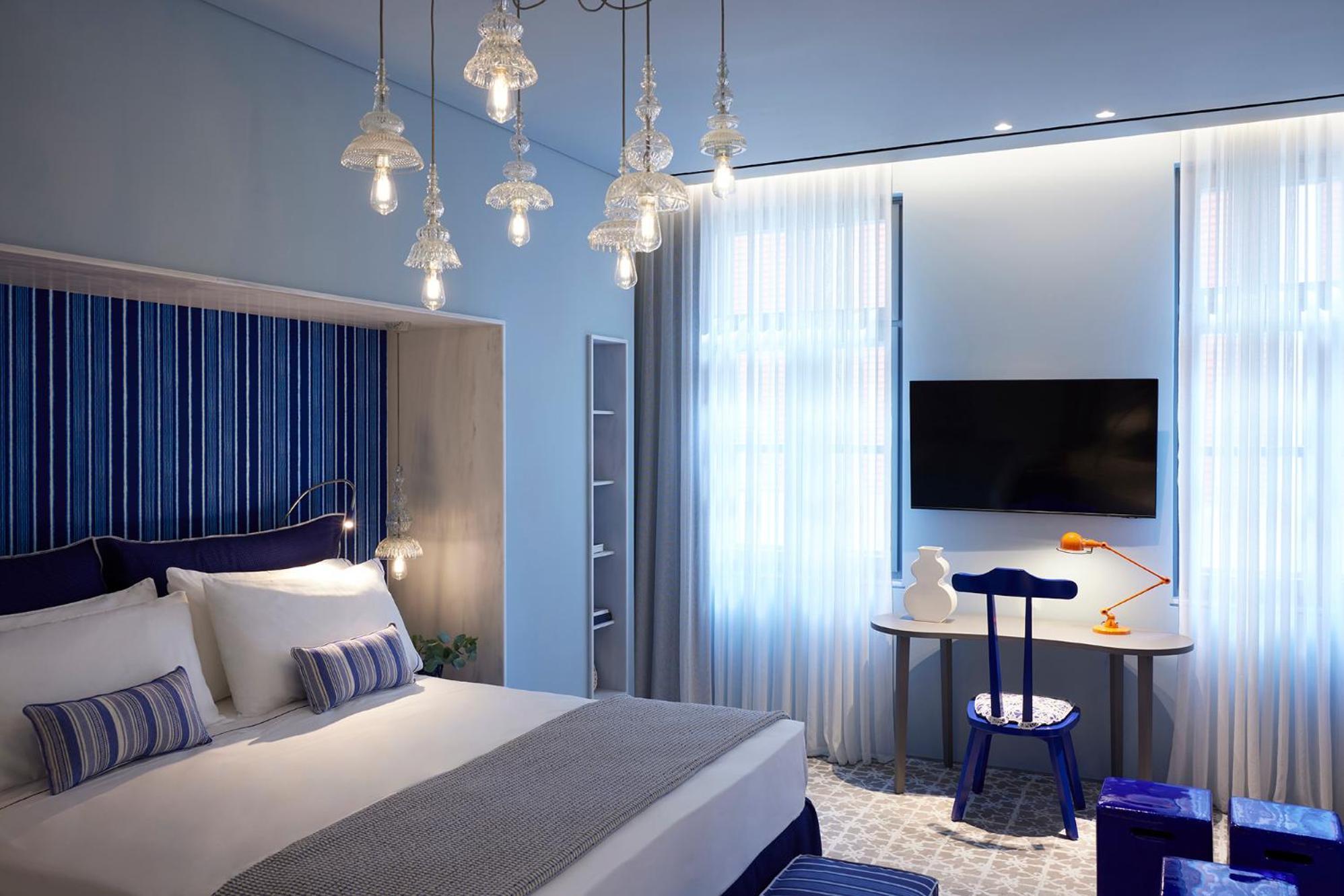 Fresh Hotel